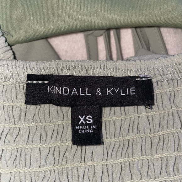 Kendall and Kylie green corset-like tank top - size XS - Picture 3 of 3